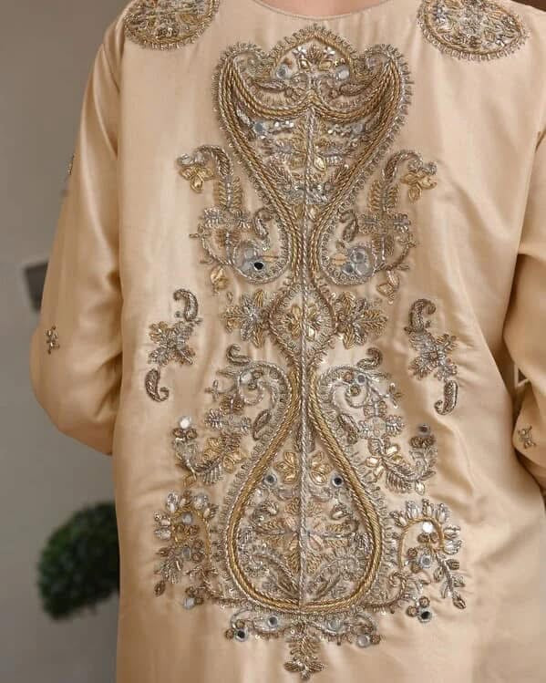 Sunehri Formal