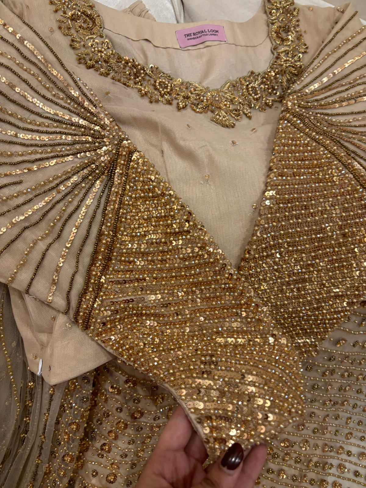 Aura Gold Net Saree