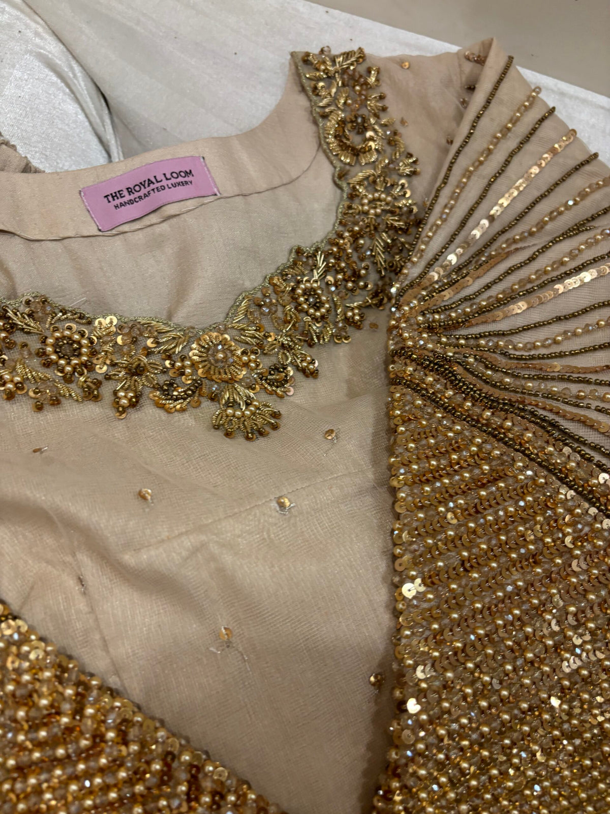Aura Gold Net Saree