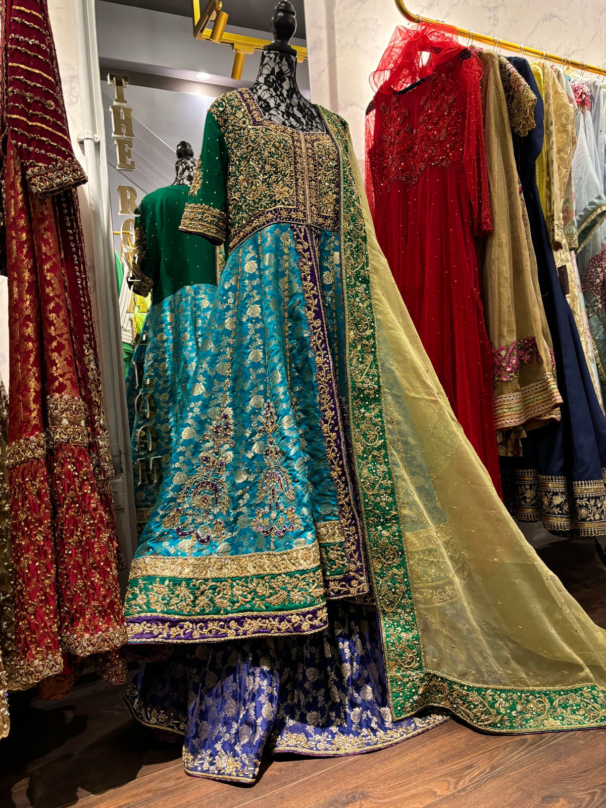 Regal Charm: The Banarsi Peshwas & Lehnga Ensemble